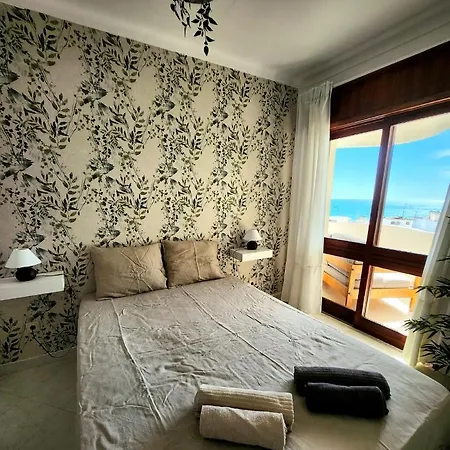 Oceanview Side Apartment